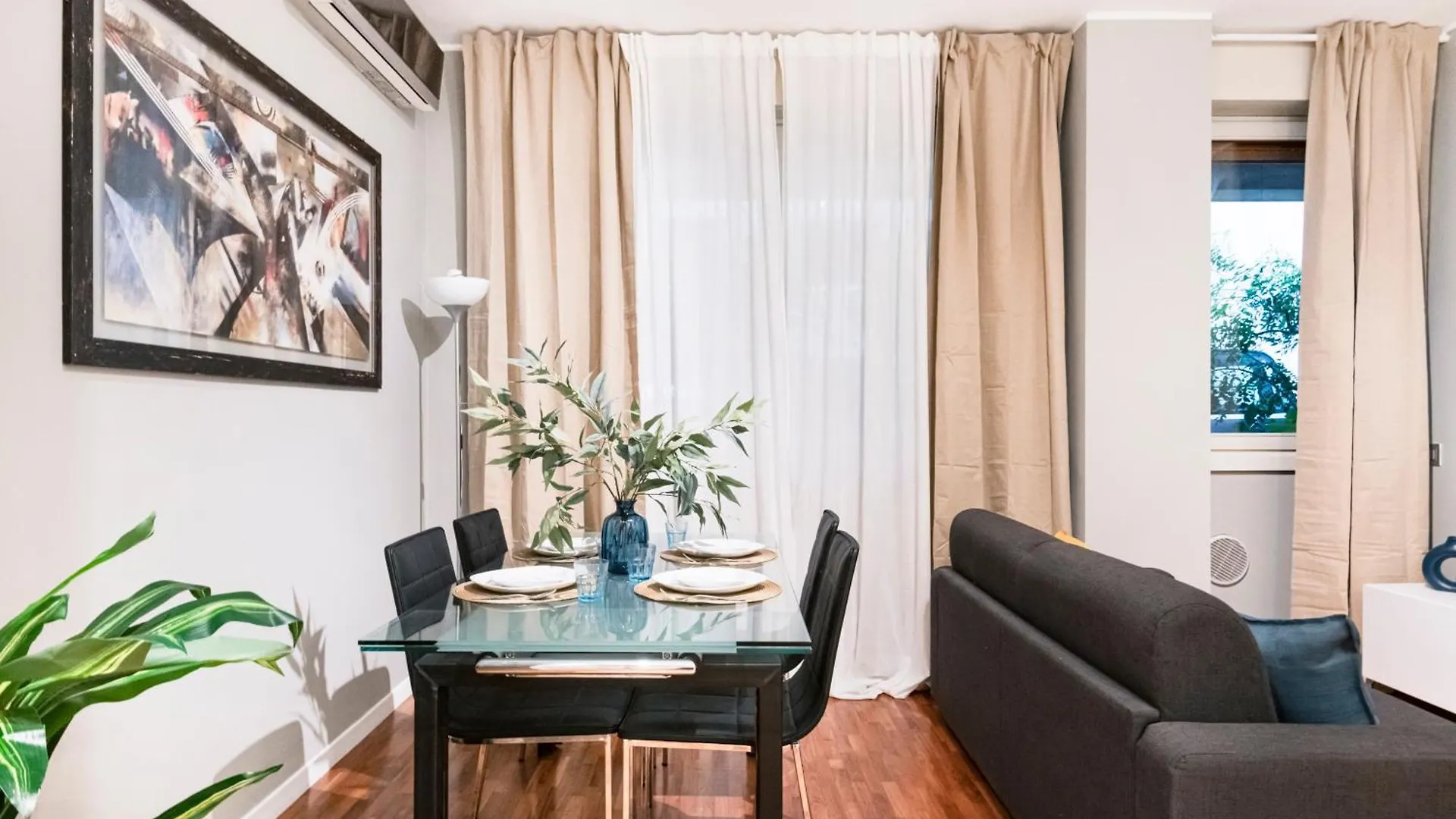 Brilliant Flat In Pta Venezia By Easylife Apartment Milan Italy