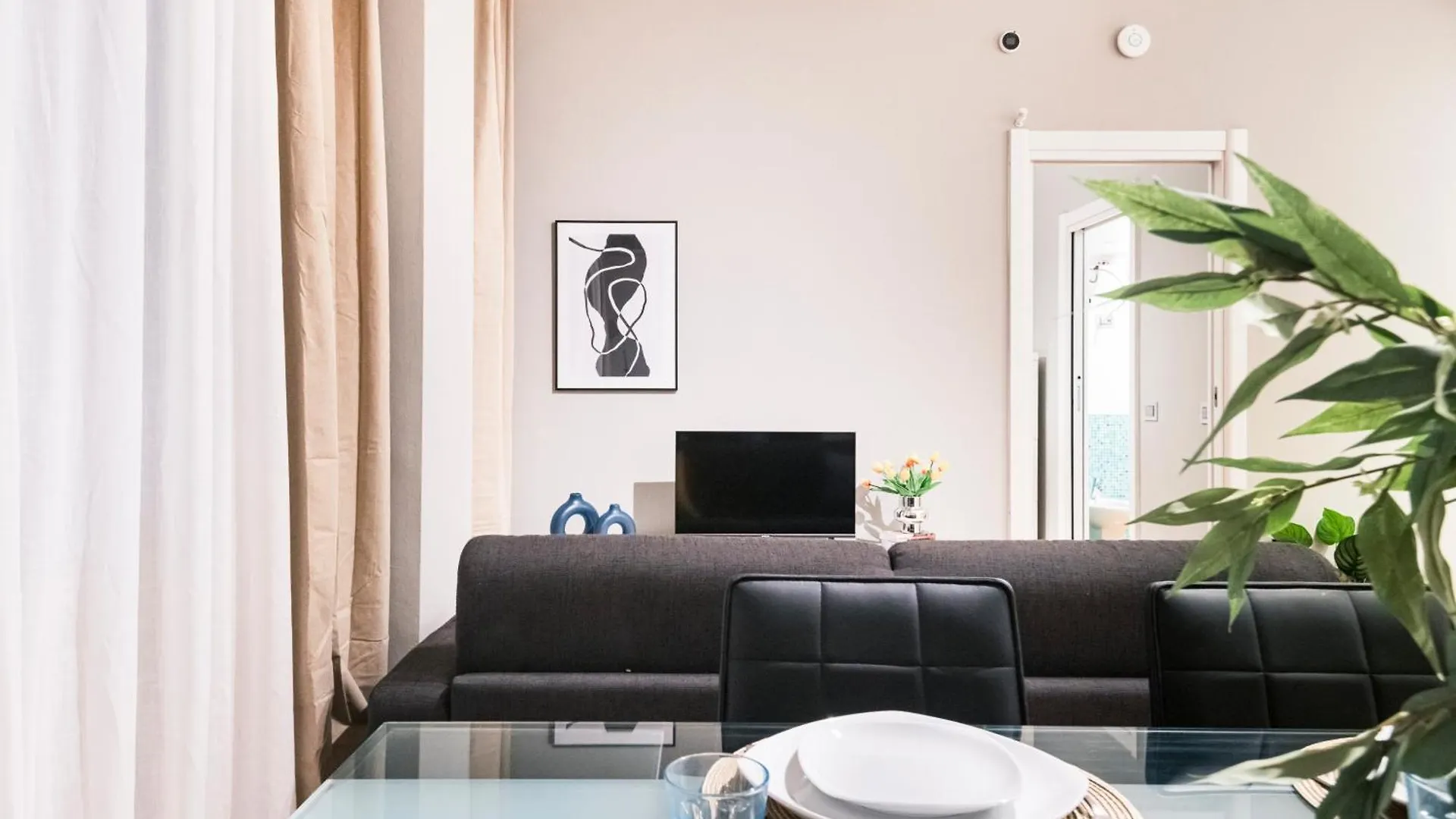 Brilliant Flat In Pta Venezia By Easylife Apartment Milan Italy
